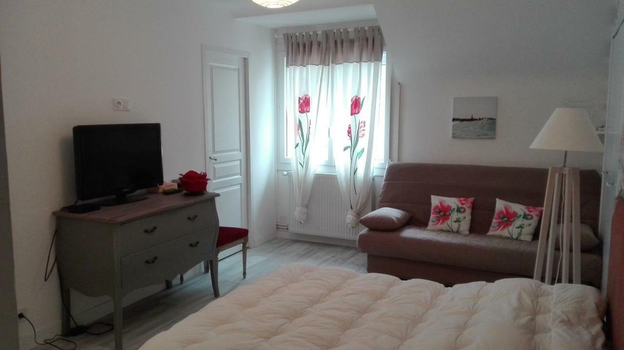 Studio Mer Apartment *